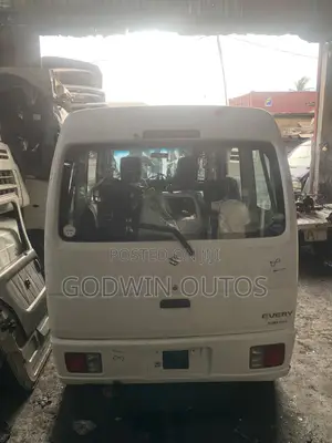 Suzuki Every 2012 White