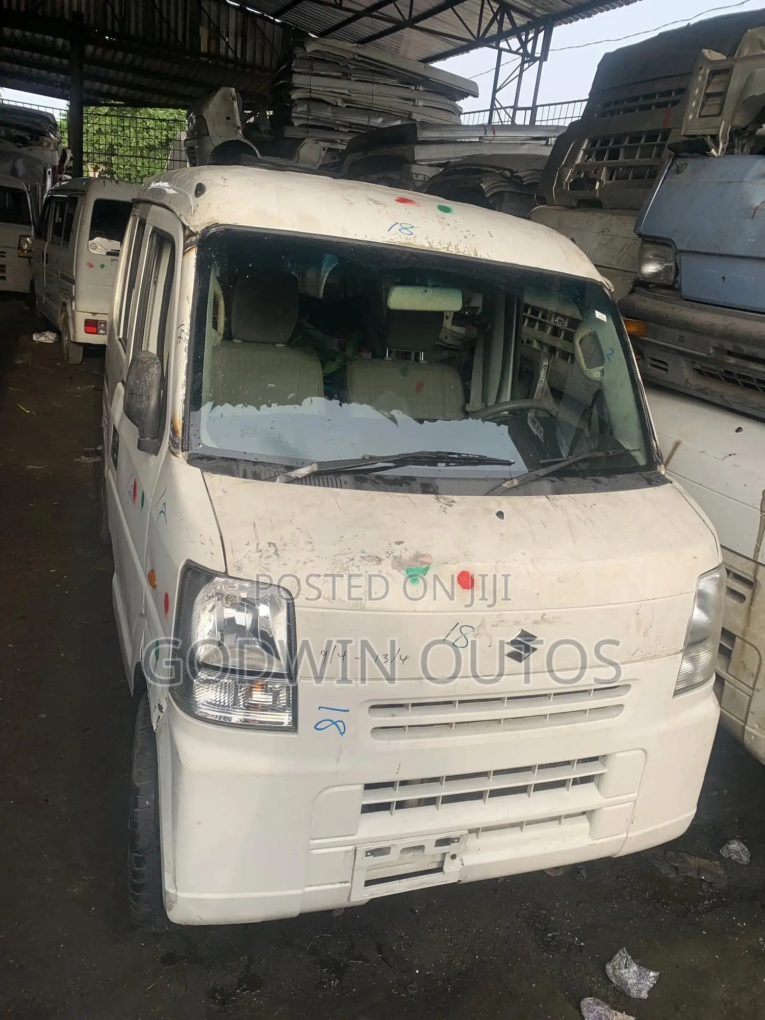 Suzuki Every 2012 White