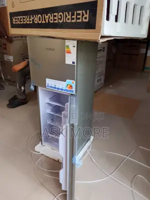 New Snowsee Fridge Alert! Silver Energy-Saving
