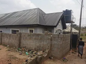 Furnished 4bdrm Bungalow in Guidna Kubwa for rent