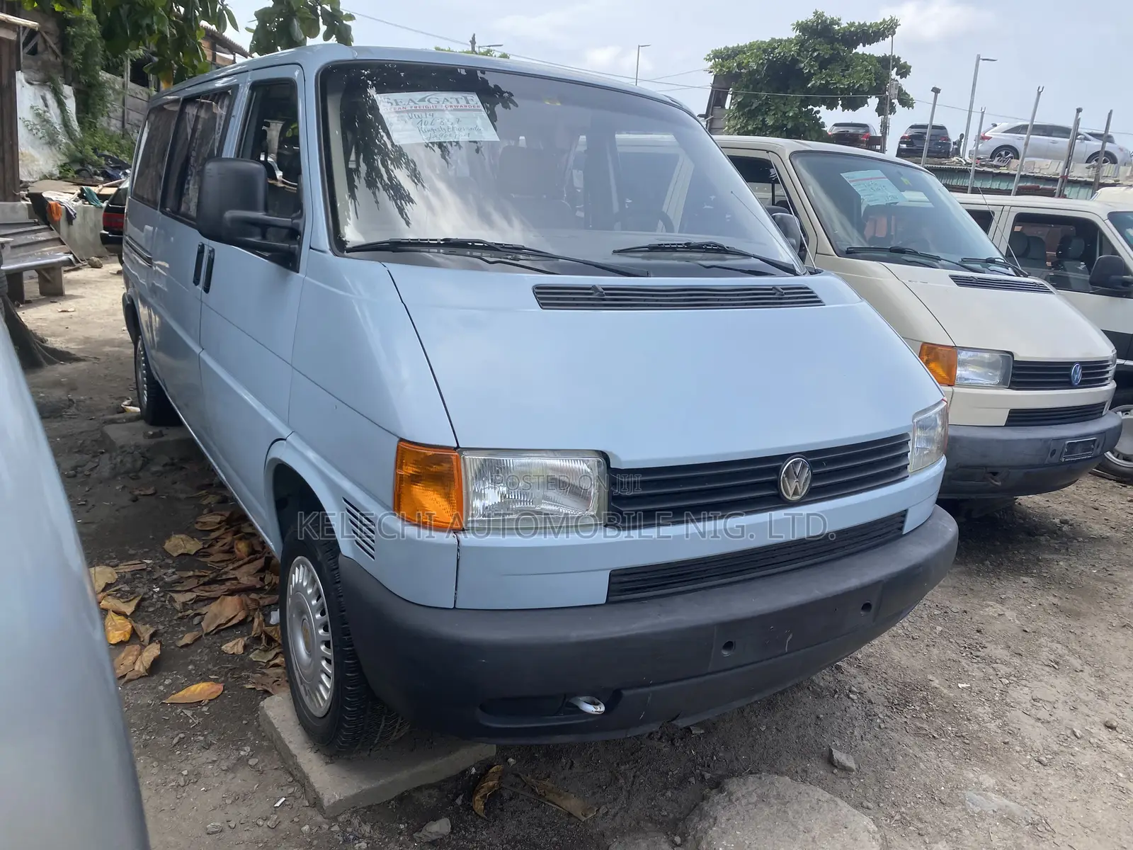 Volkswagen Transporter 2004 Blue