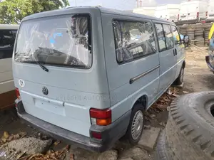 Volkswagen Transporter 2004 Blue