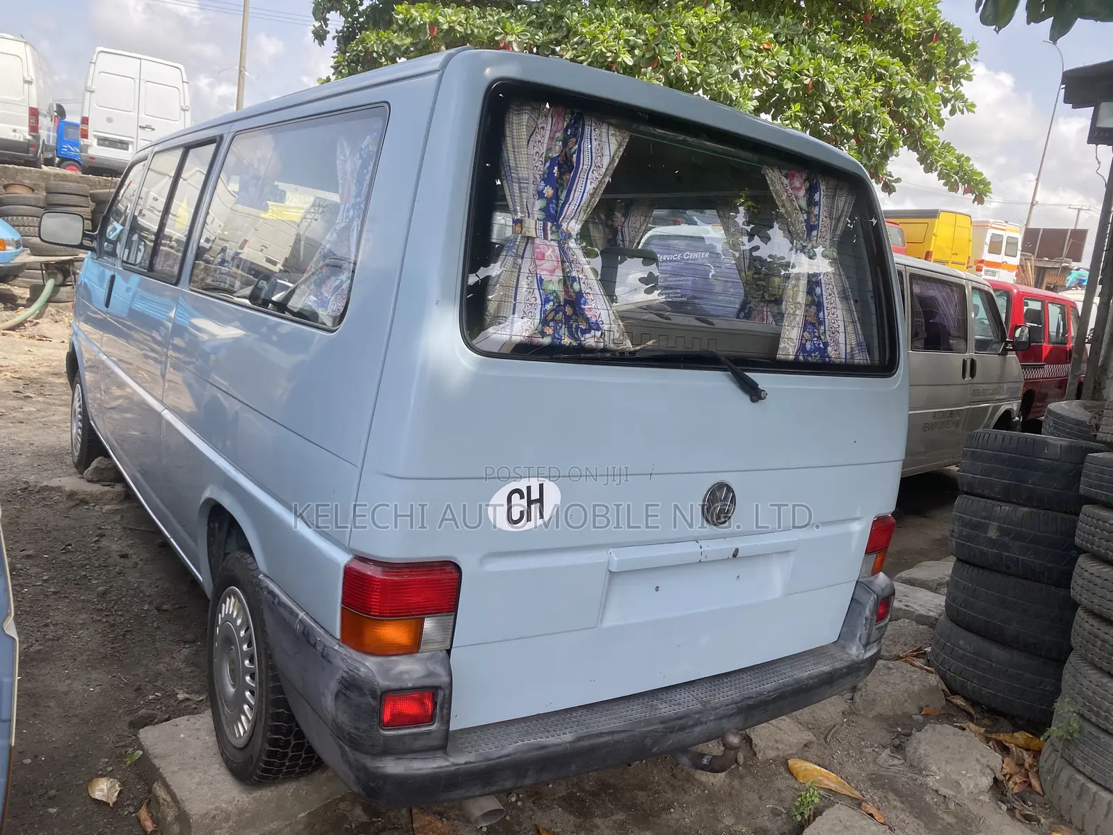Volkswagen Transporter 2004 Blue