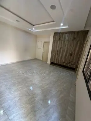 3bdrm Apartment in Wuse 2 for rent