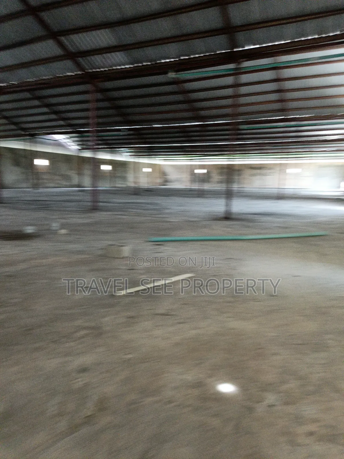 Industrial Warehouse for Lessing