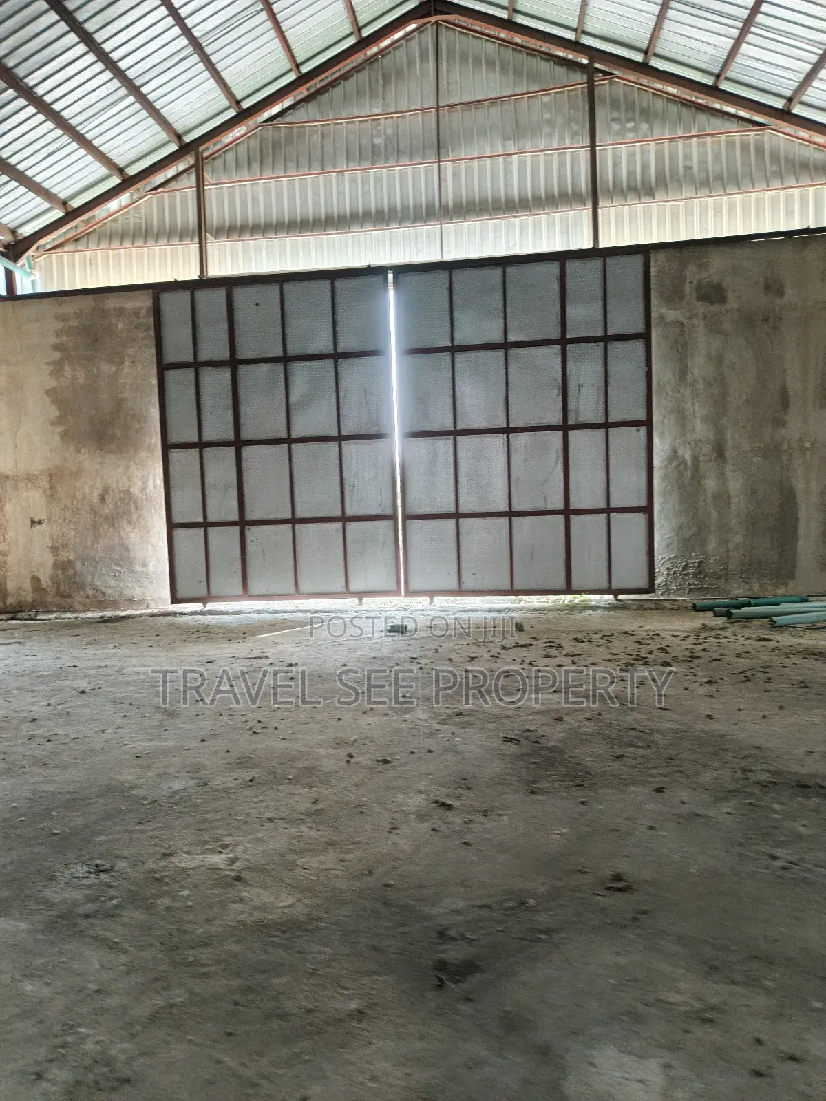 Industrial Warehouse for Lessing