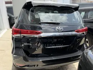 New Toyota Fortuner 2025 Black