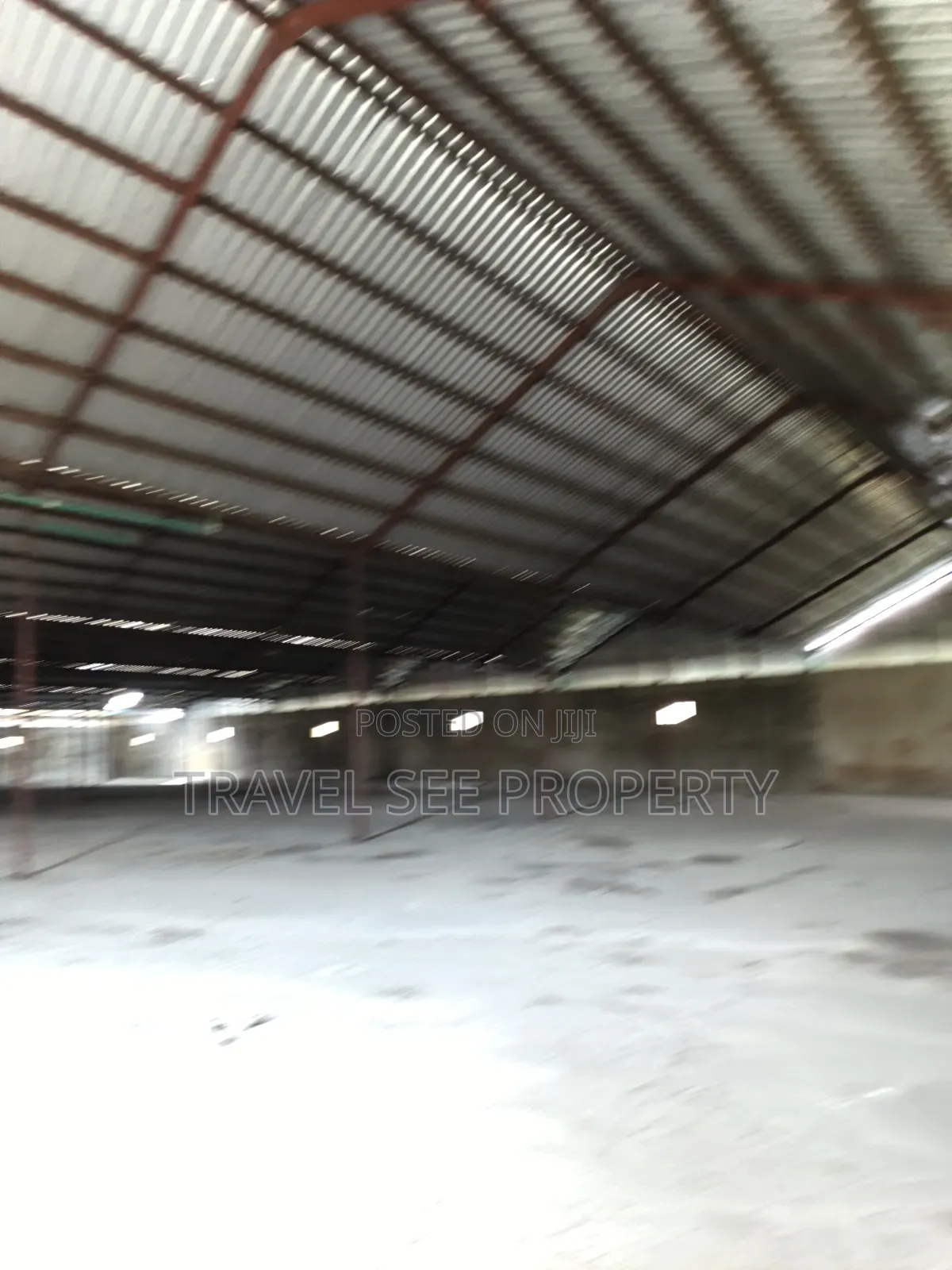 Industrial Warehouse for Lessing