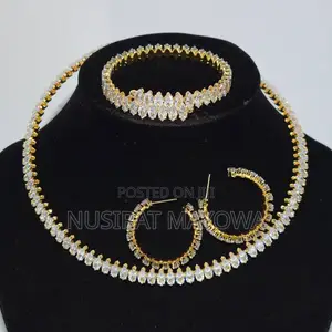 Luxury Iced Crystal Jewelry Set
