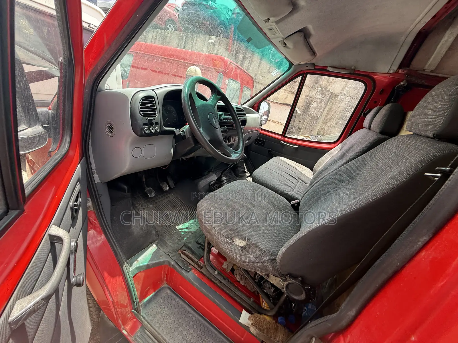 Ford Transit 2004 Red