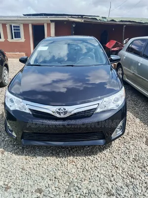 Toyota Camry XLE 4dr Sedan (2.5L 4cyl 6A) 2014 Black
