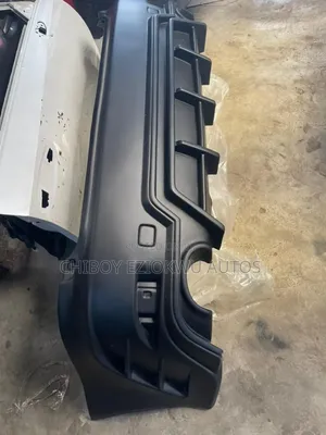 Lexus Is 250 2018 Back Bumber New One