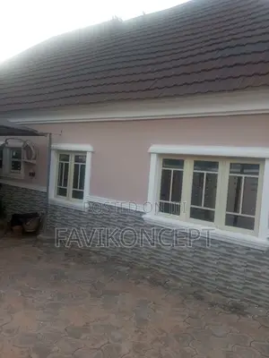 4bdrm Bungalow in Giri for sale