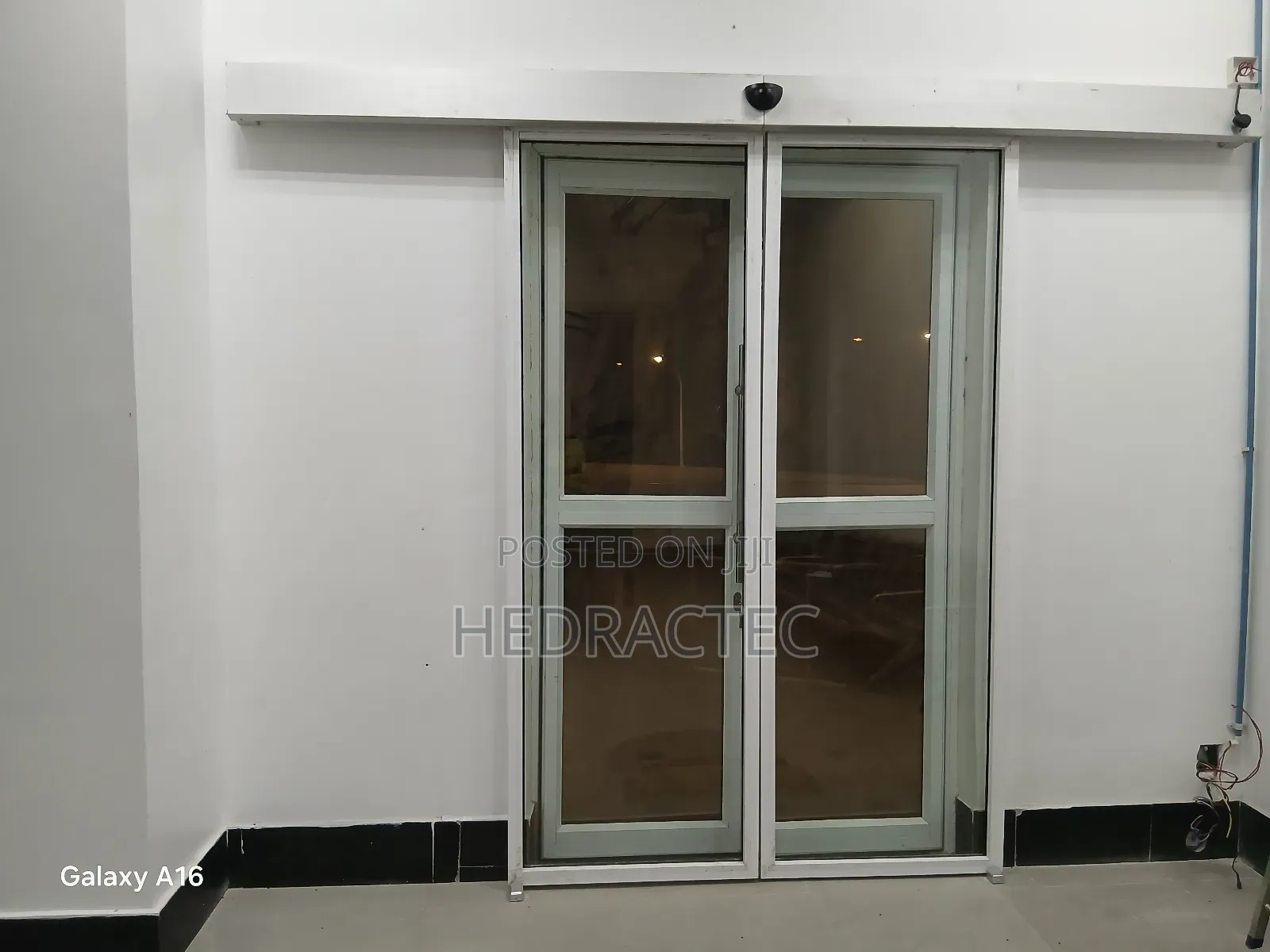 Sensor Operated Electric Automatic Sliding Door