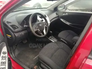 Hyundai Accent SE Hatchback 2016 Red