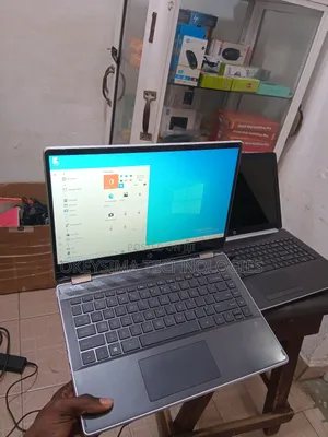 Laptop HP Pavilion x360 4GB Intel Core i3 SSD 256GB