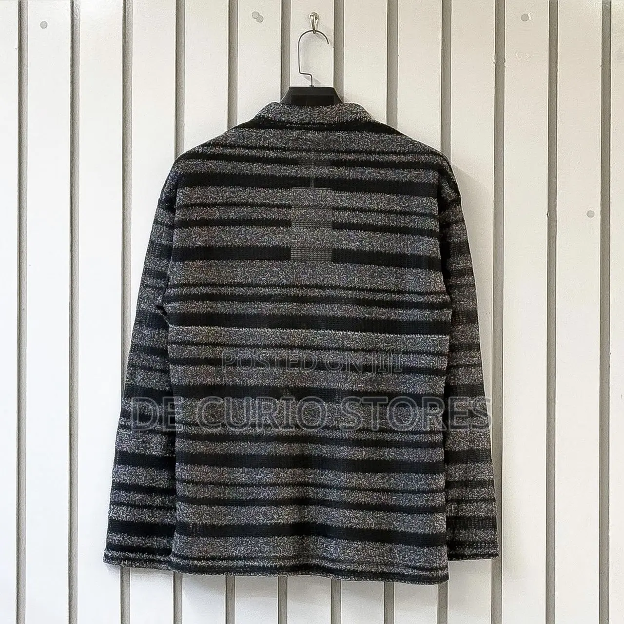 79 Horizontal Stripped Long-Sleeve
