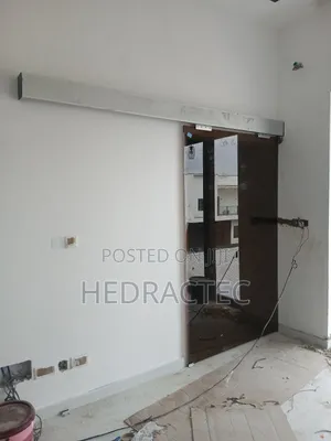 Automatic Sensor Glass Tempered Door