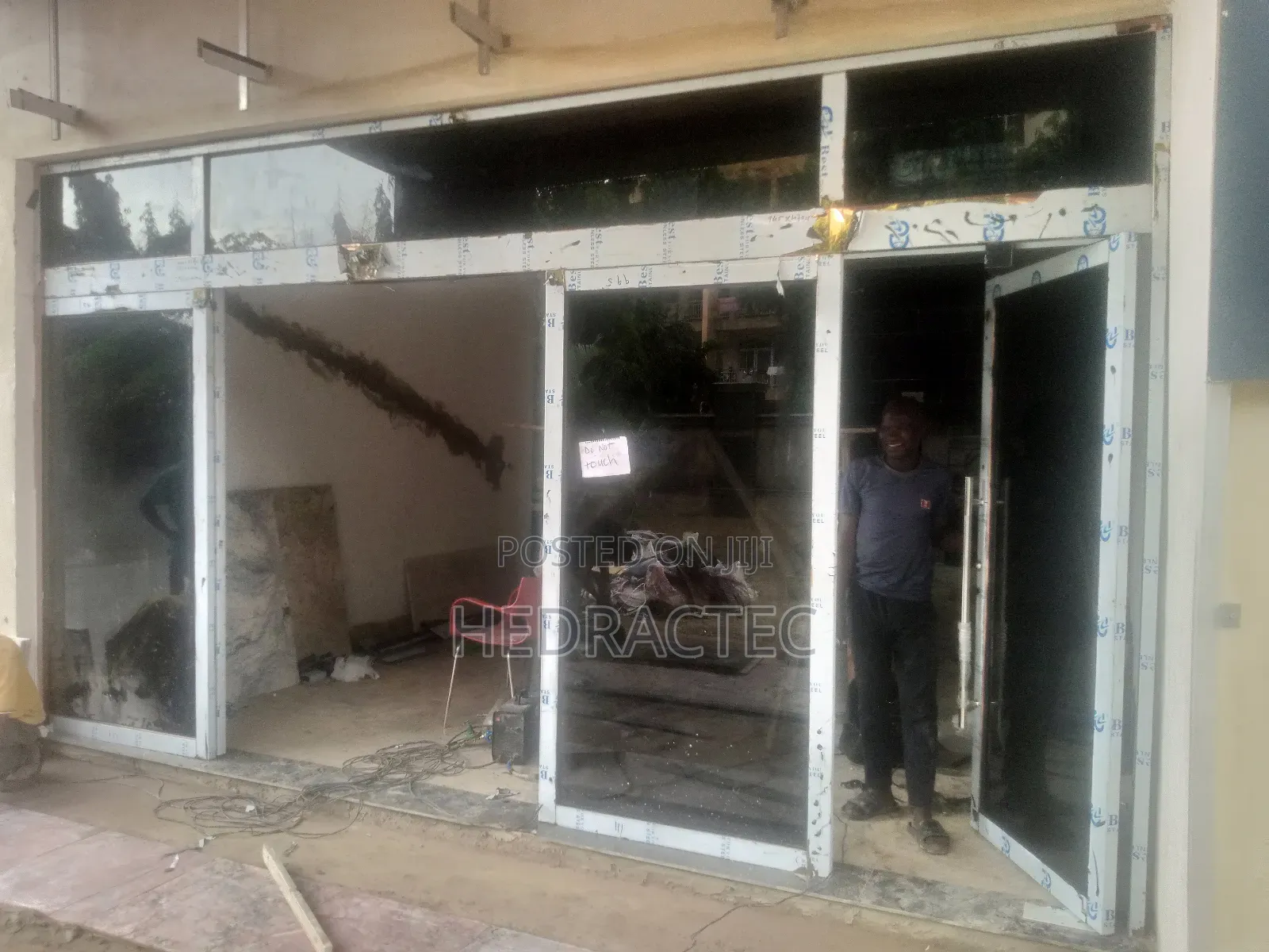 Automatic Sensor Frameless Glass Door