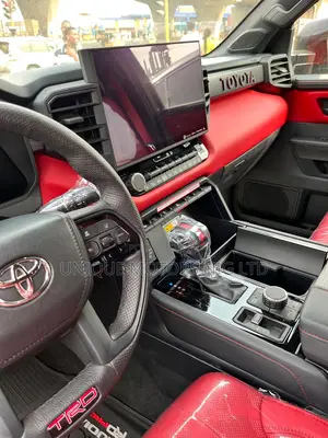 Toyota Sequoia 2024 Gray