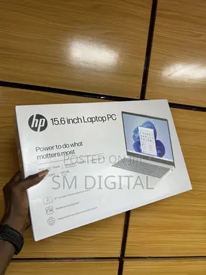 New Laptop HP 15-f272wm 8GB Intel Core i5 SSD 512GB