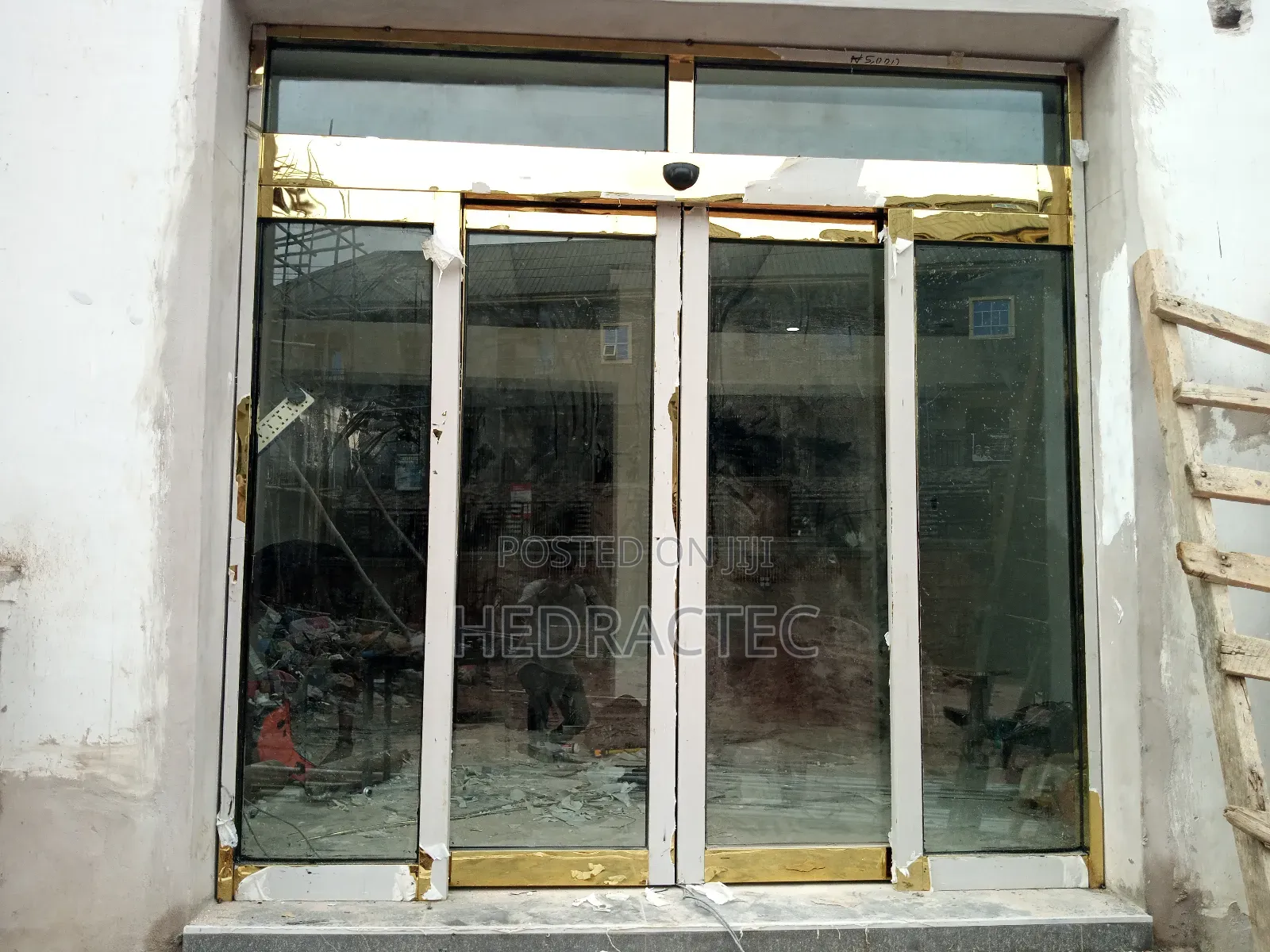 Automatic Sensor Door by Hedractec