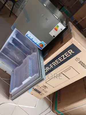 My New Snowsee Fridge Is Unboxed and Already Making the Kitchen Pop.