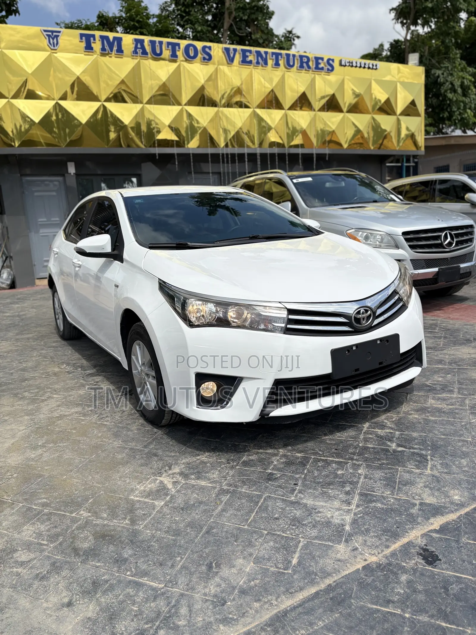 Toyota Corolla 2016 White