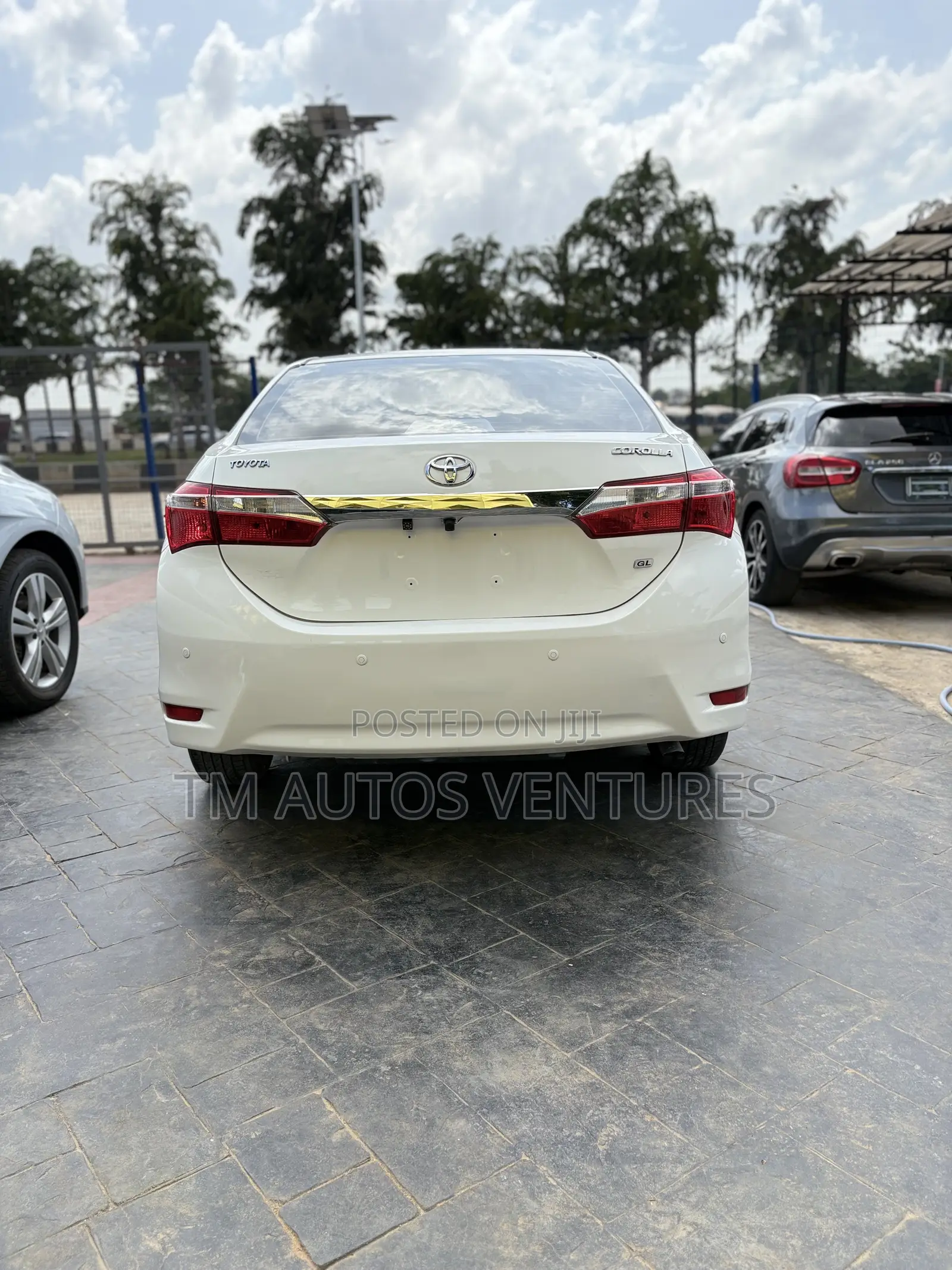Toyota Corolla 2016 White