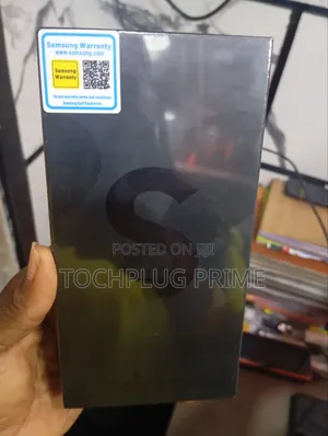 New Samsung Galaxy S22 5G 256 GB Black