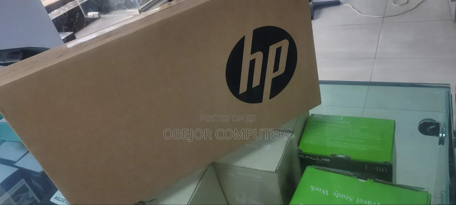 New Laptop HP 14S 4GB Intel SSD 512GB