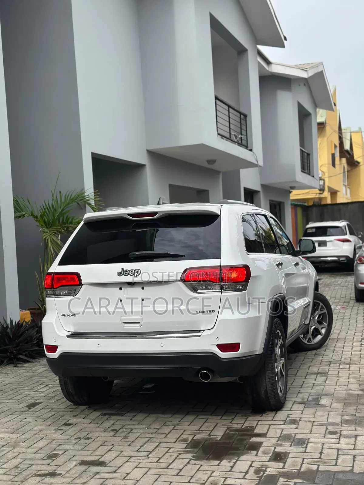Jeep Grand Cherokee 2021 White