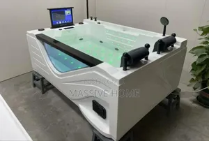 Luxury Bathtub With Jet