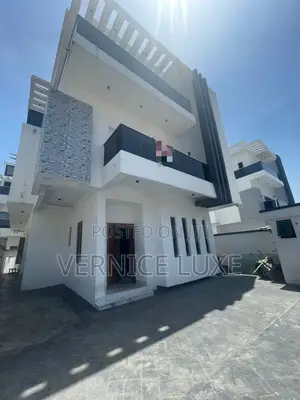 5bdrm Duplex in Ologolo for sale