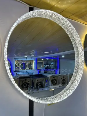 Luxury Crystal Led Round Mirror – Cool White Lighting
