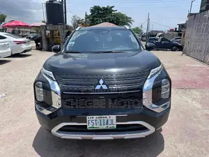 Mitsubishi Outlander SEL Black Edition 2023 Black