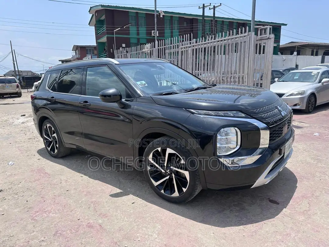Mitsubishi Outlander SEL Black Edition 2023 Black