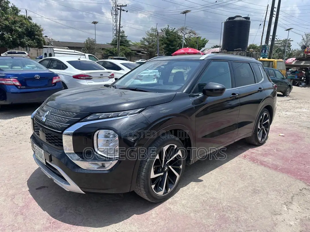 Mitsubishi Outlander SEL Black Edition 2023 Black
