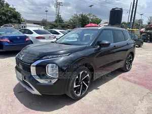 Mitsubishi Outlander SEL Black Edition 2023 Black
