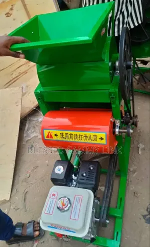 Grandnut Husker Machine