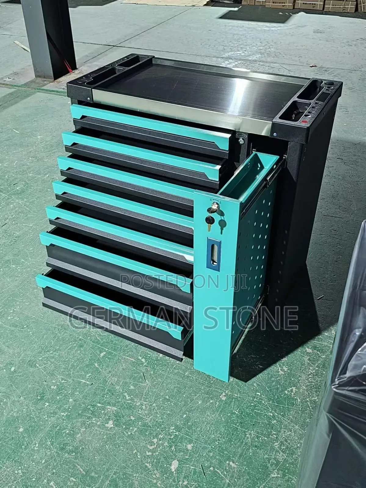 Complete 7 Drawer Tools Box