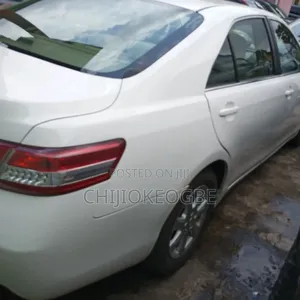 Toyota Camry 2011 White
