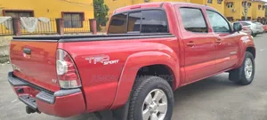 Toyota Tacoma 2013 Red