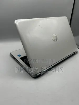 Laptop HP Pavilion 15 8GB Intel Core i5 HDD 500GB