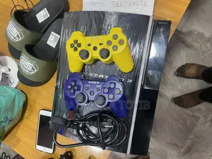 Ps3 Fat With Some Games Installed 2pads