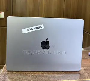 Laptop Apple MacBook Pro 2021 M1 32GB Apple M1 Max SSD 512GB