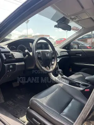 Honda Accord Touring V-6 4dr Sedan (3.5L 6cyl 6A) 2015 Black