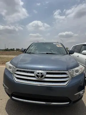 Toyota Highlander 2011 Gray