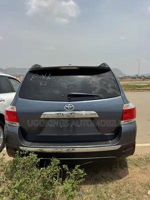 Toyota Highlander 2011 Gray