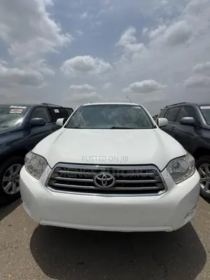 Toyota Highlander Limited 2010 White